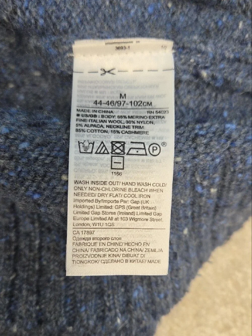 Banana Republic Men's Navy Crewneck Sweater Size Medium